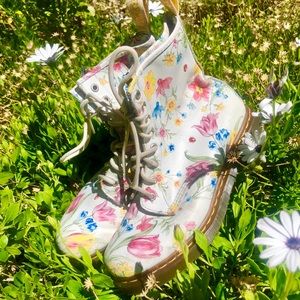 White Floral Ladybug Dr Marten Air Walks